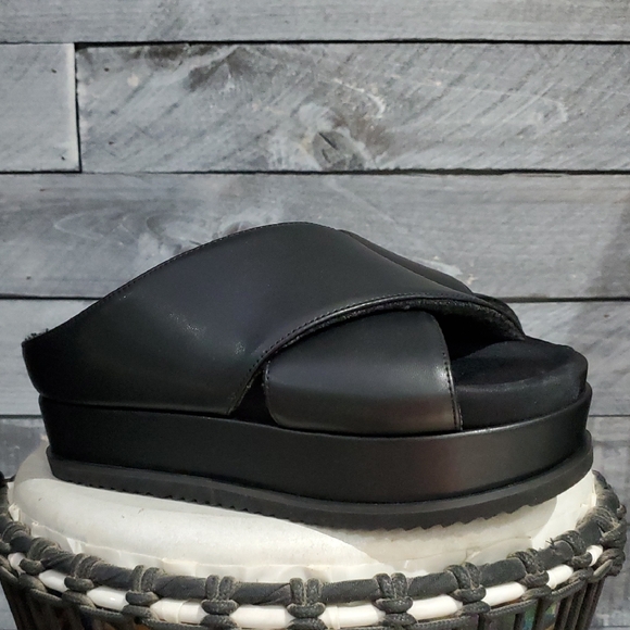 ROAM Black Mules Modern Minimalist Design Slides Platform Chunky Mobwife NIB - Picture 1 of 10